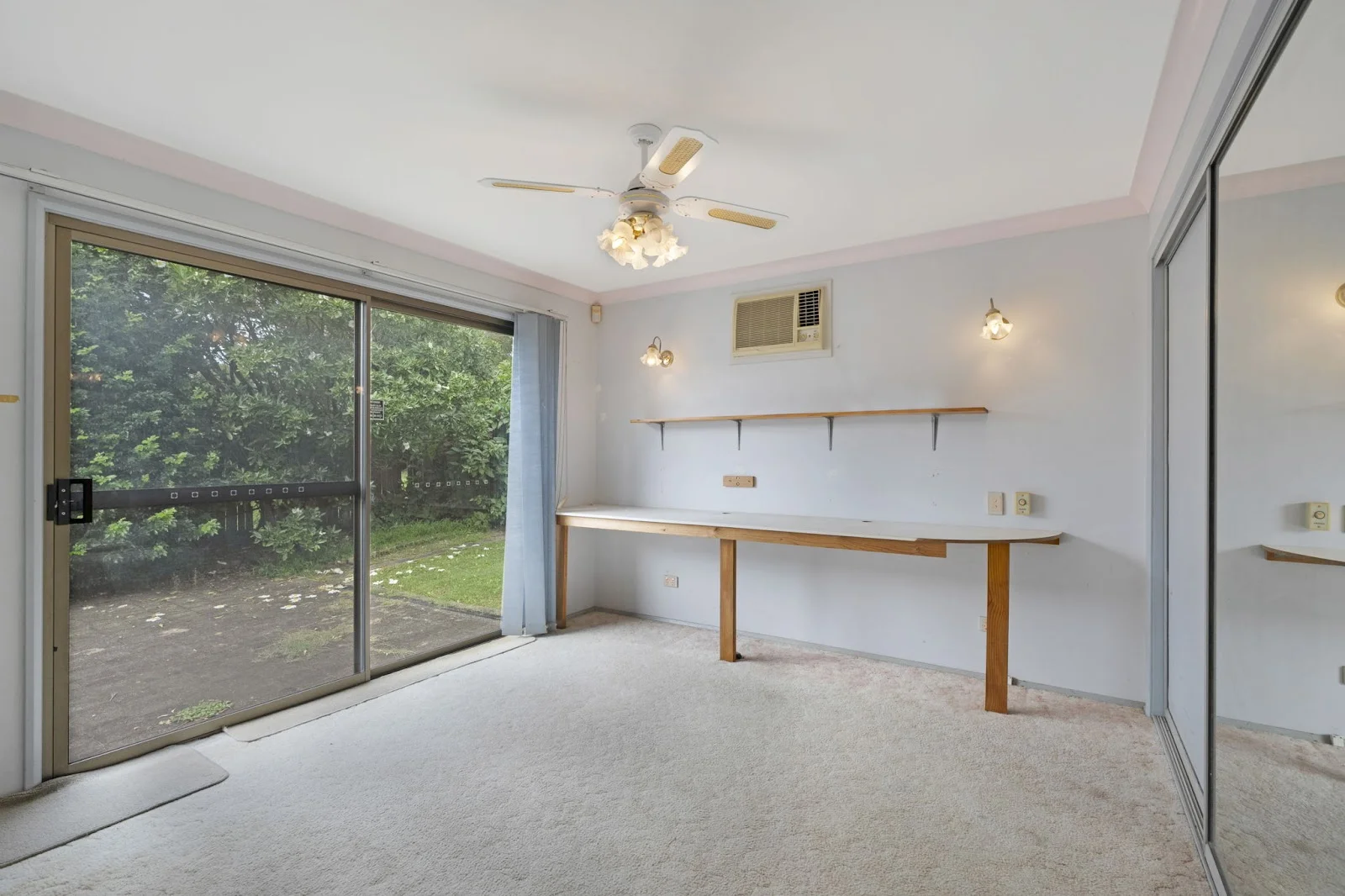 Additional image 9 of 5 Campbell Parade, Mannering Park NSW 2259