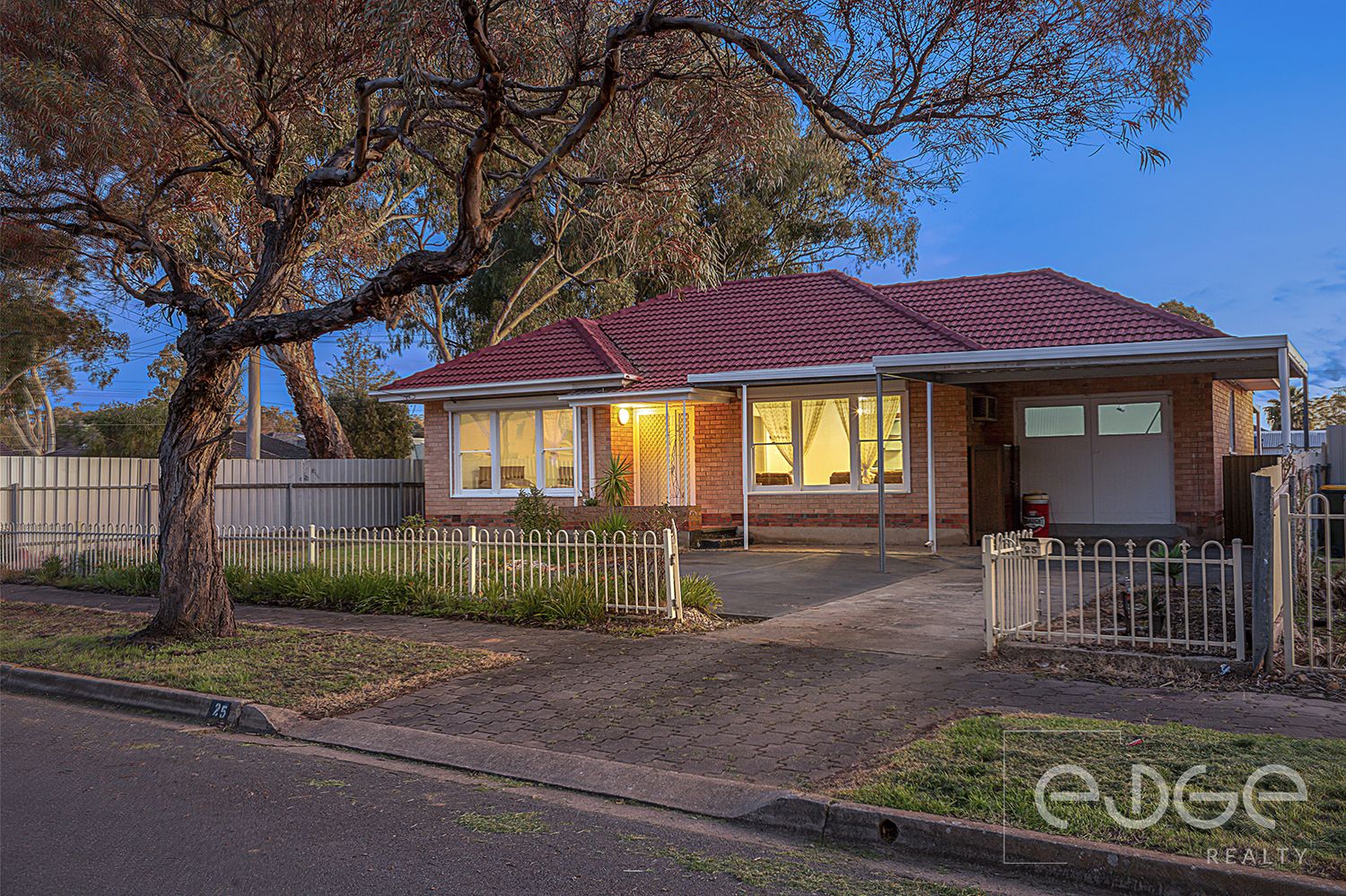 3 bedrooms House in 25 Ross Street PARALOWIE SA, 5108