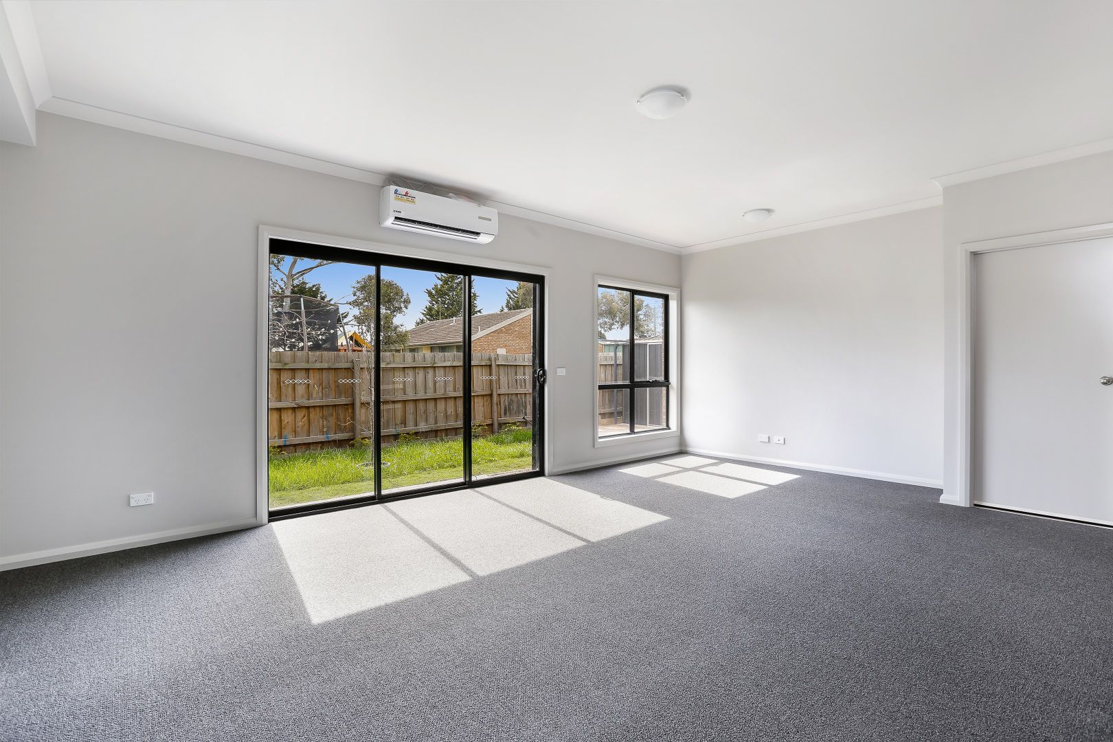3/5 Dixie Court, Meadow Heights VIC 3048, Image 2