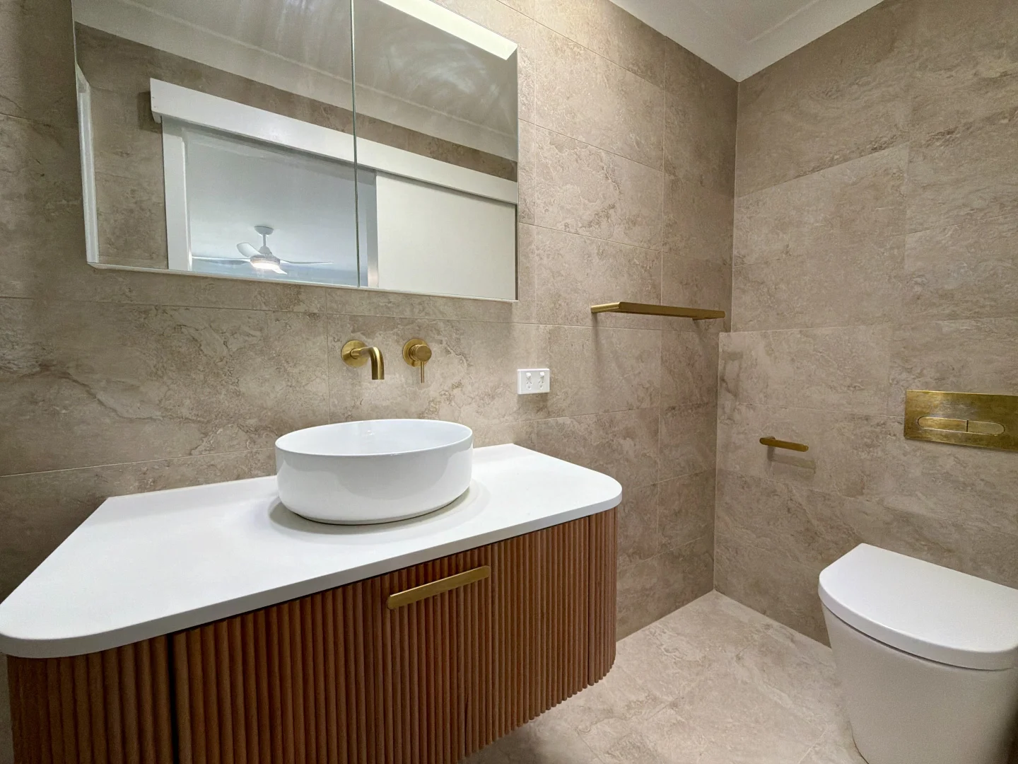 Additional image 12 of 2/2A Norman Hill Drive, Korora NSW 2450