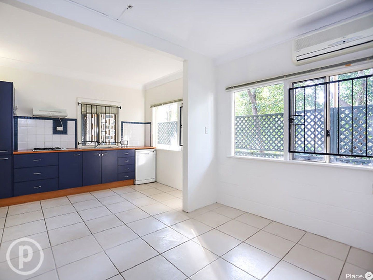 1/28 Riddell Street, Bulimba QLD 4171, Image 2