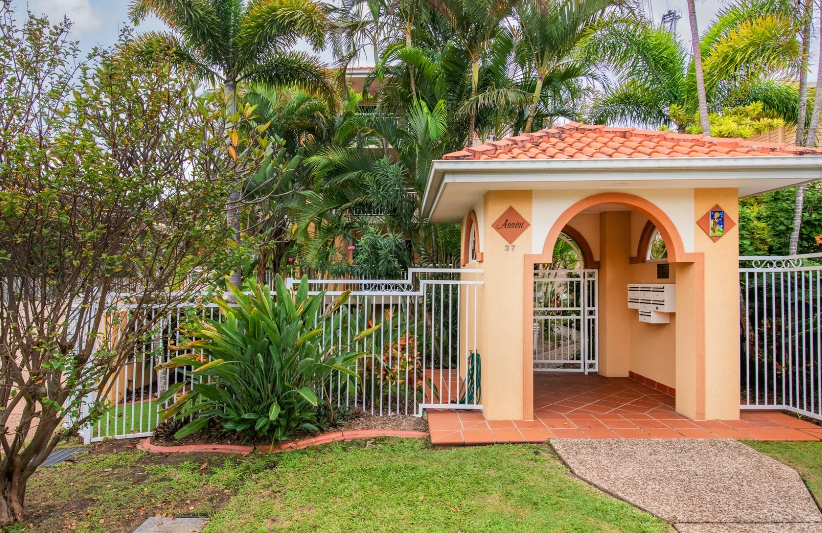 Additional image 13 of 3/37 Chelsea Avenue, Broadbeach QLD 4218