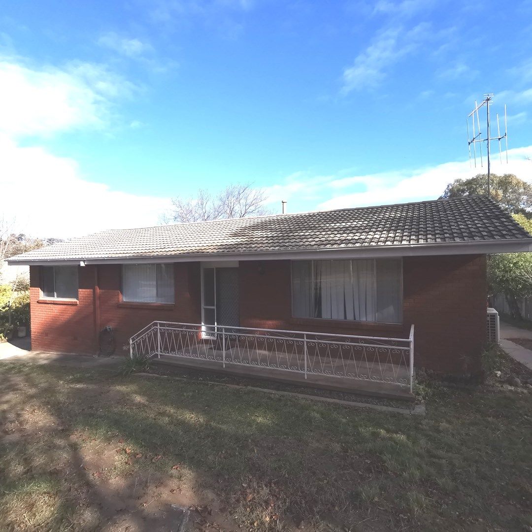 30 Spafford Crescent, Farrer ACT 2607, Image 0