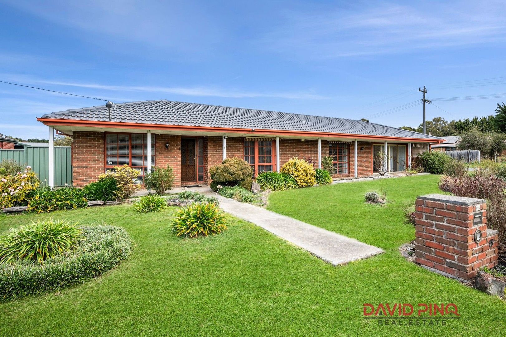 28 White Avenue, Romsey VIC 3434, Image 0