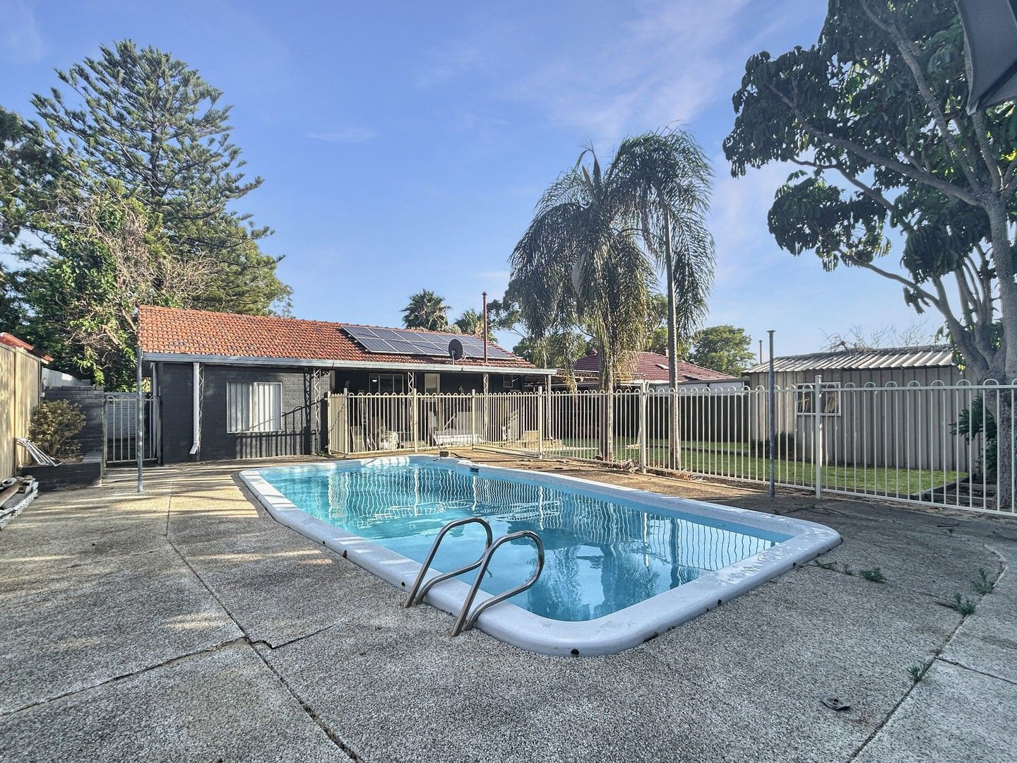3 bedrooms House in 29 Gawler Way CALISTA WA, 6167