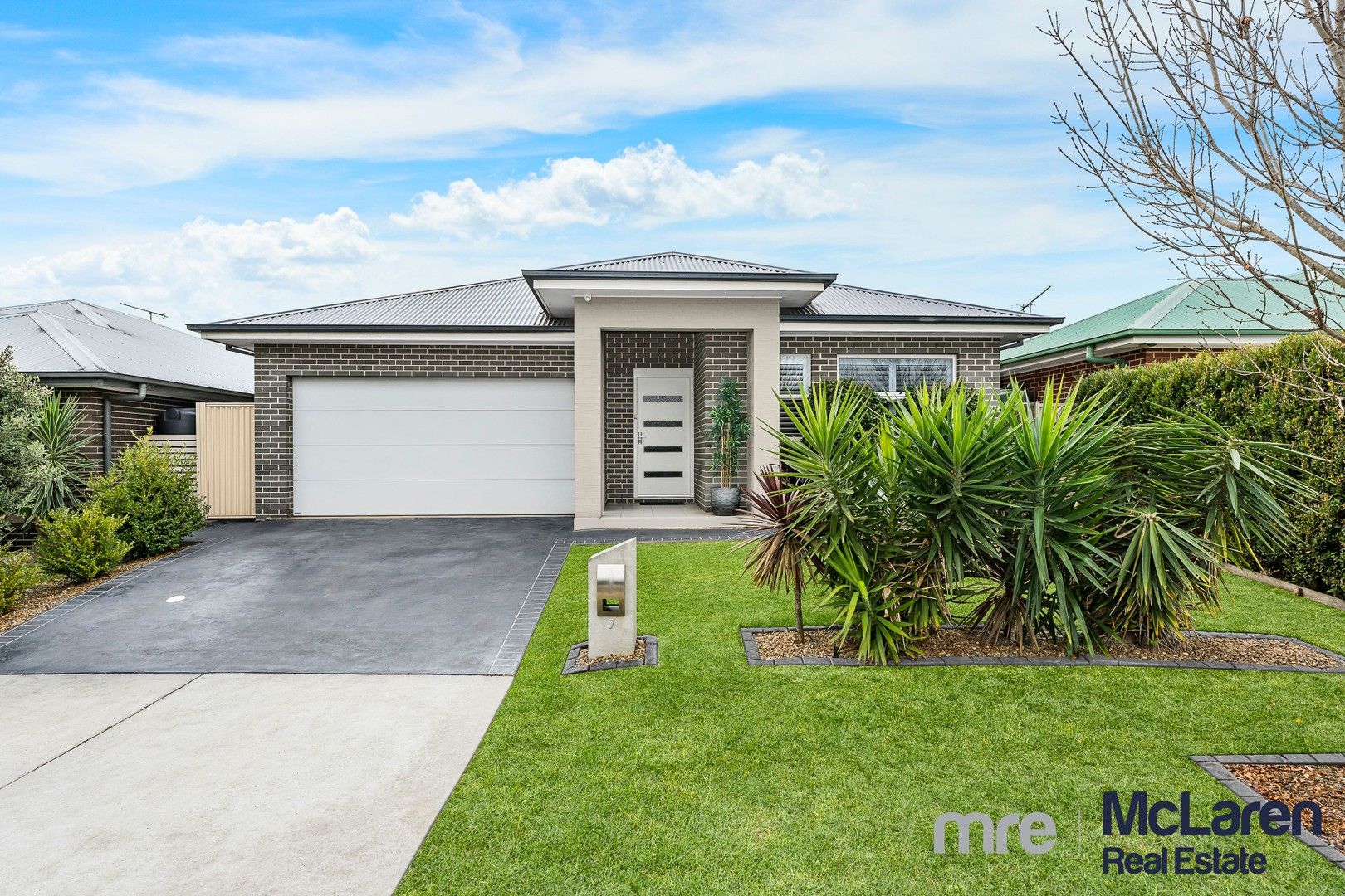 4 bedrooms House in 7 Garton Road SPRING FARM NSW, 2570