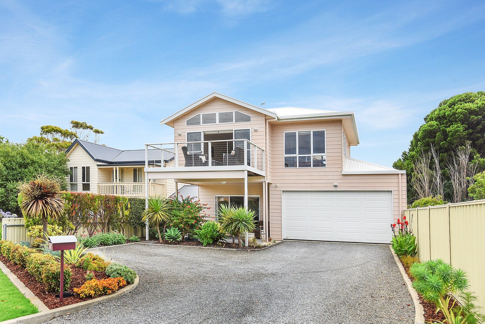 18 Whalers Road, Encounter Bay SA 5211, Image 0