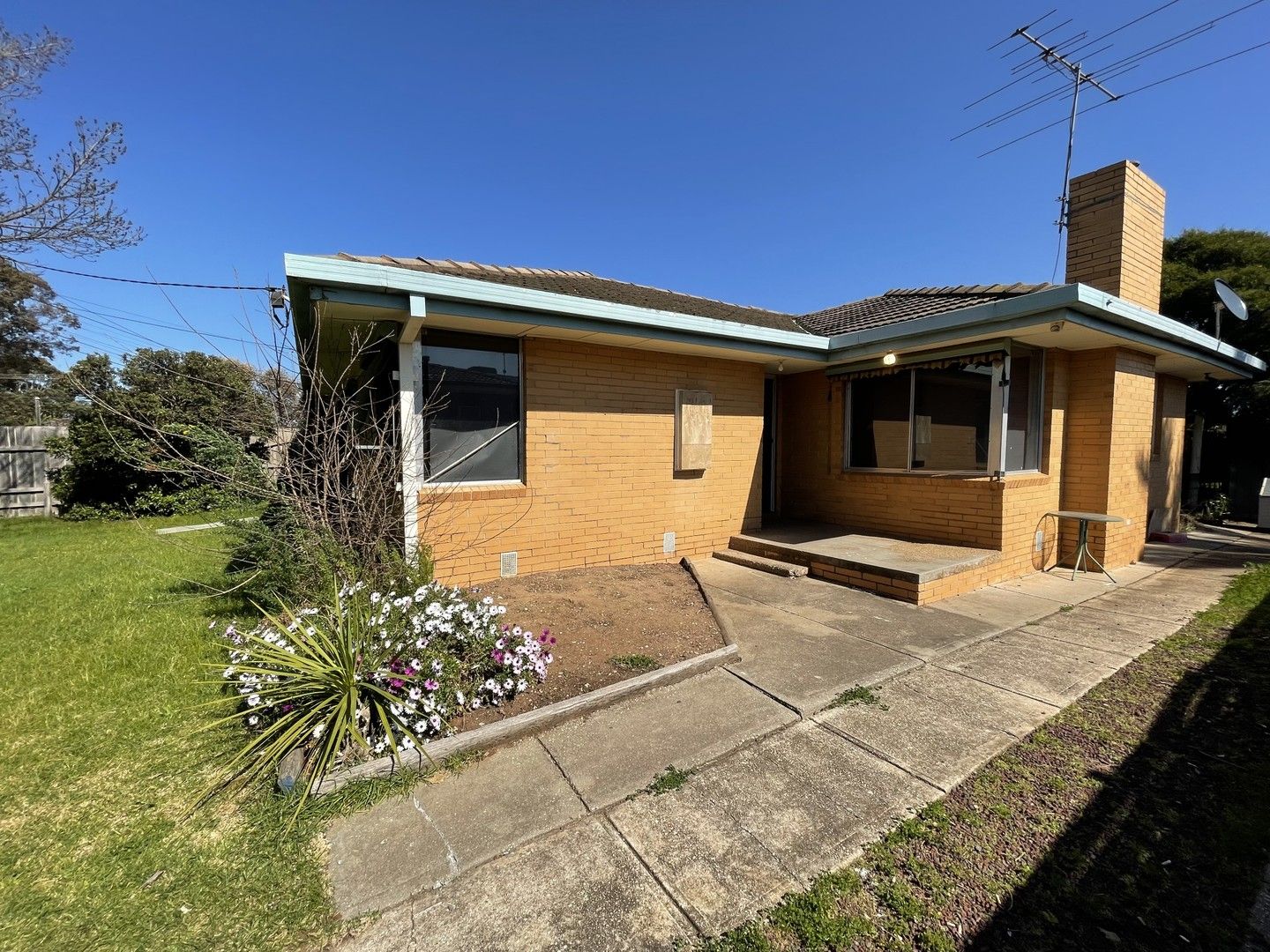 19 Kingsford Avenue, Melton South VIC 3338 House For Rent Domain