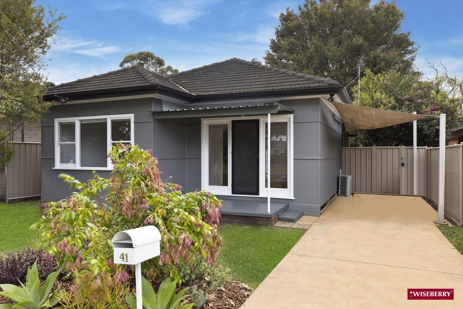 2 bedrooms House in 41 Pozieres Avenue UMINA BEACH NSW, 2257