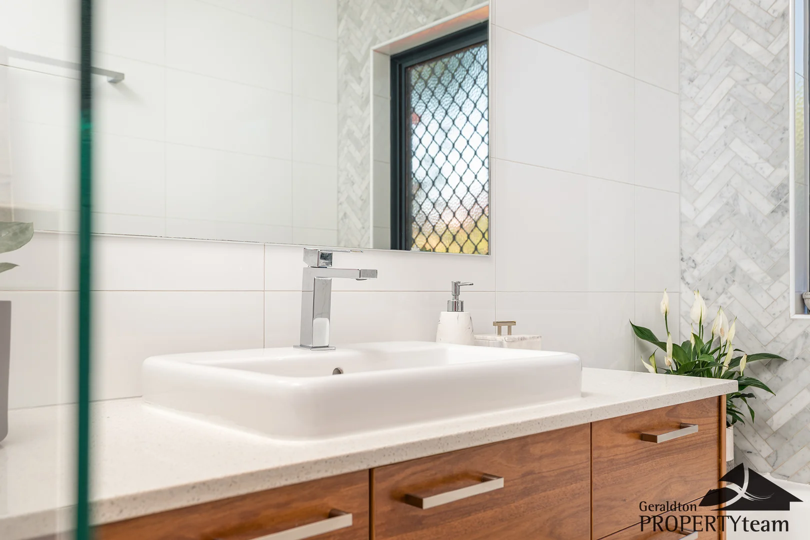 Additional image 18 of 25 Waterfront Circle, Drummond Cove WA 6532