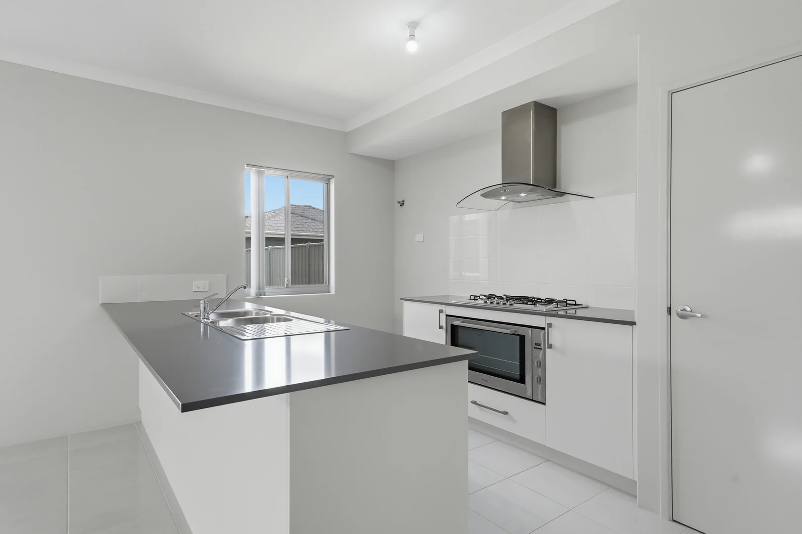 Additional image 12 of 4 Woodloes Street, Piara Waters WA 6112