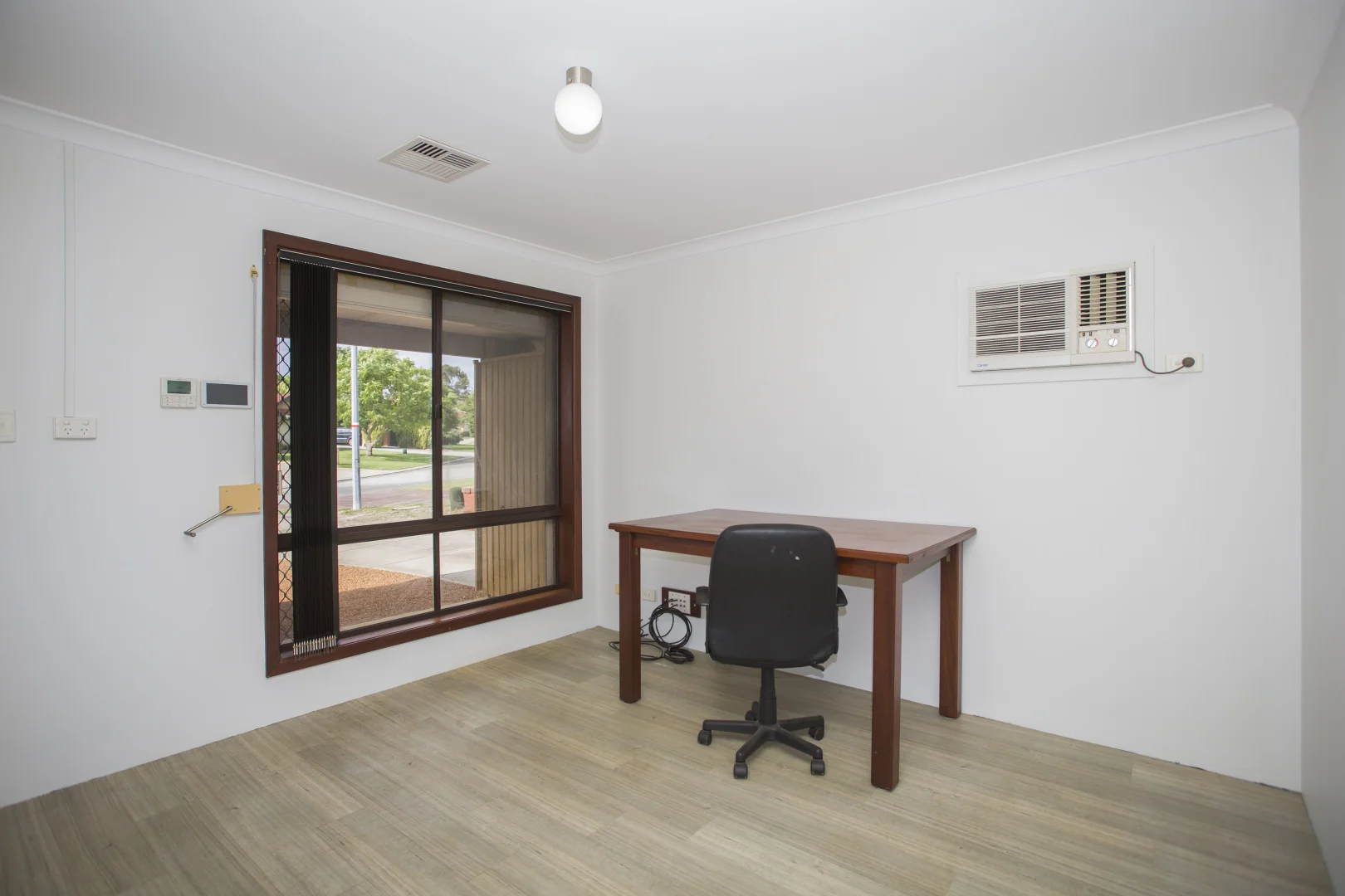 Additional image 4 of 60 Lewis Jones Cross, Stratton WA 6056