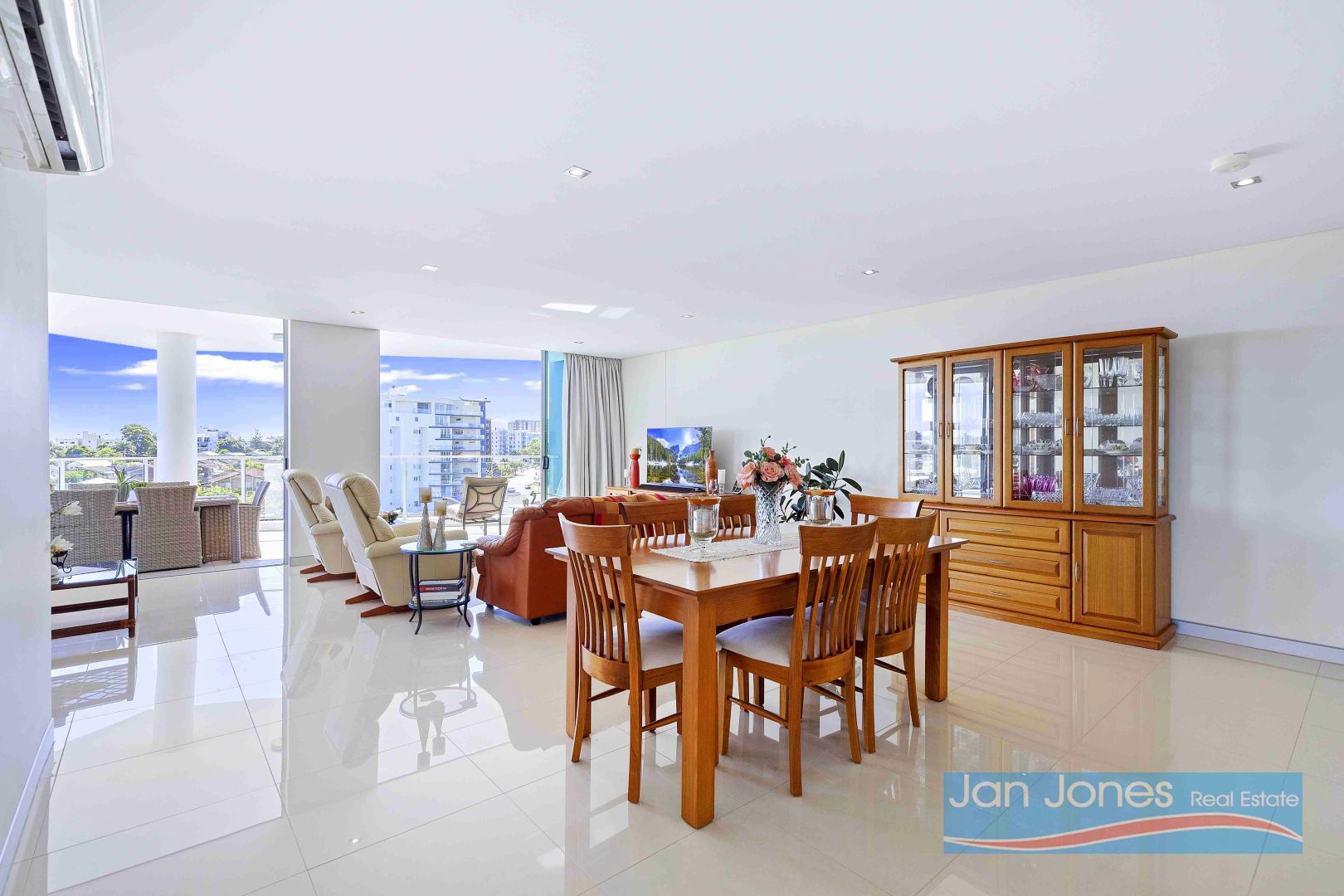 59/17 Marine Parade, Redcliffe QLD 4020, Image 2