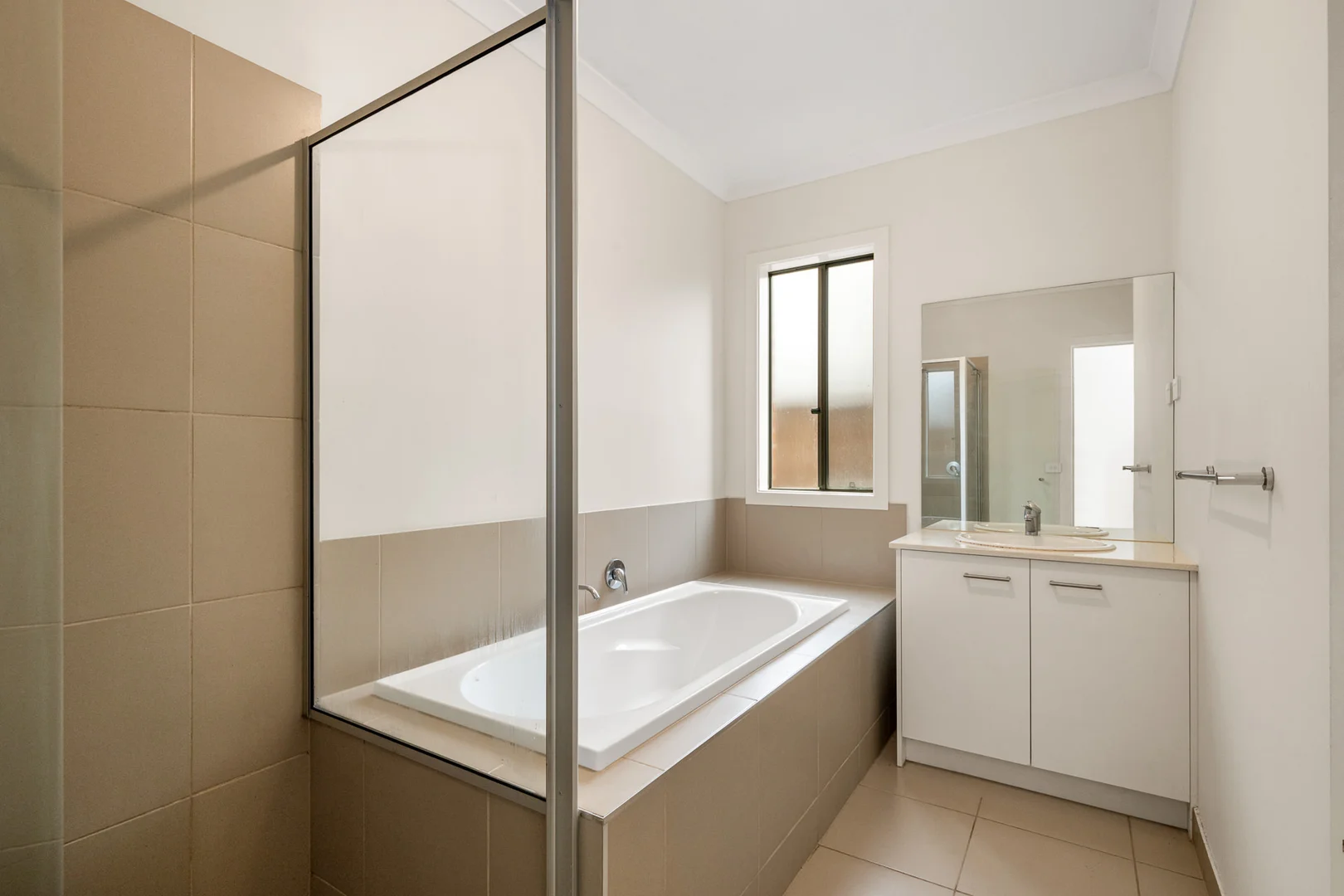 Additional image 11 of 16 Silver Oak Way, Mount Duneed VIC 3217