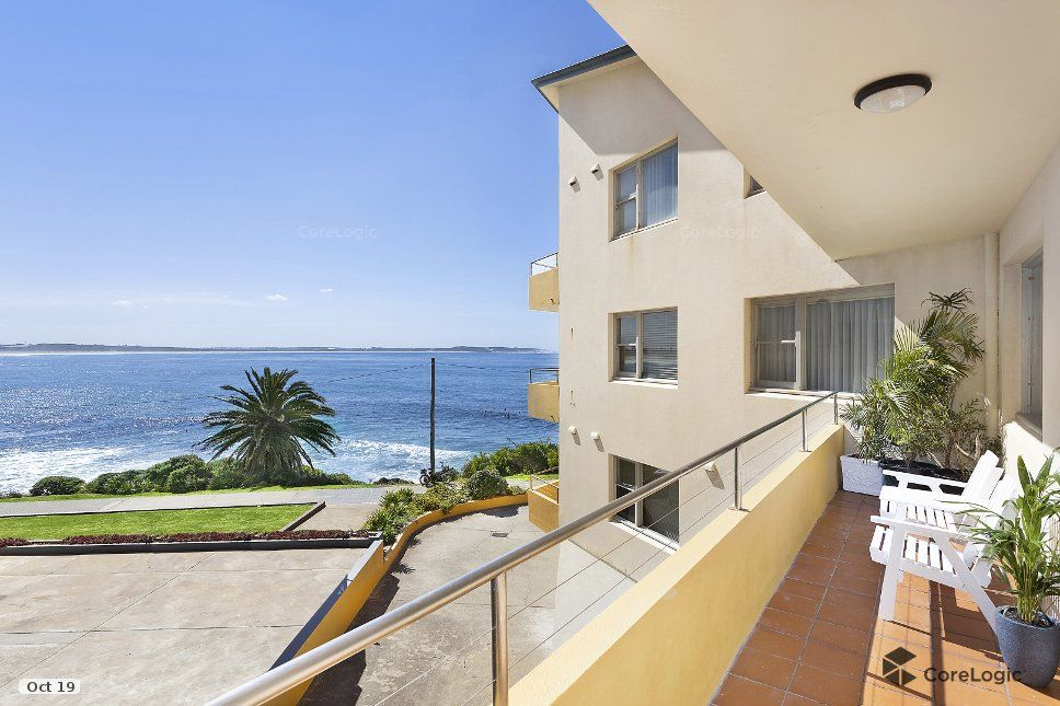 2 bedrooms Apartment / Unit / Flat in 11/21 The Esplanade CRONULLA NSW, 2230