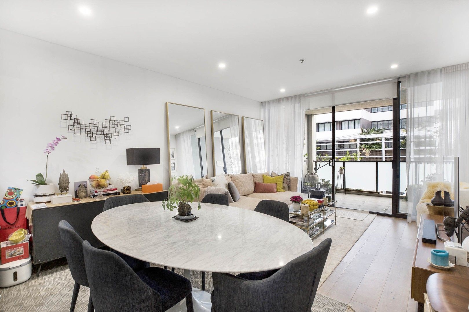 2 bedrooms Apartment / Unit / Flat in 101/7-9 Gertrude Street WOLLI CREEK NSW, 2205