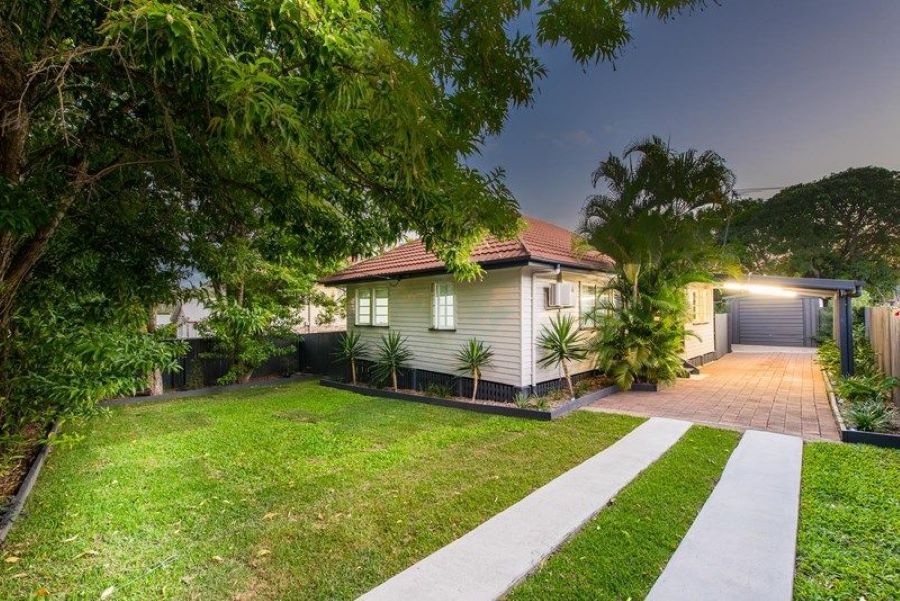 3 bedrooms House in 1181 Cavendish Road MOUNT GRAVATT EAST QLD, 4122