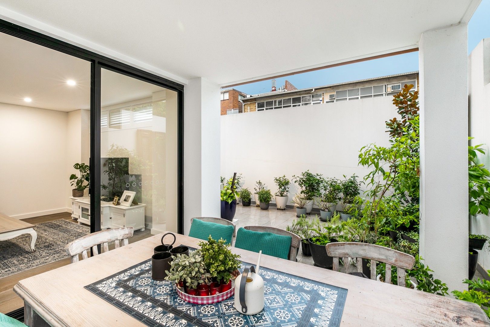 2 bedrooms Apartment / Unit / Flat in 104/27 Chapman Street GYMEA BAY NSW, 2227