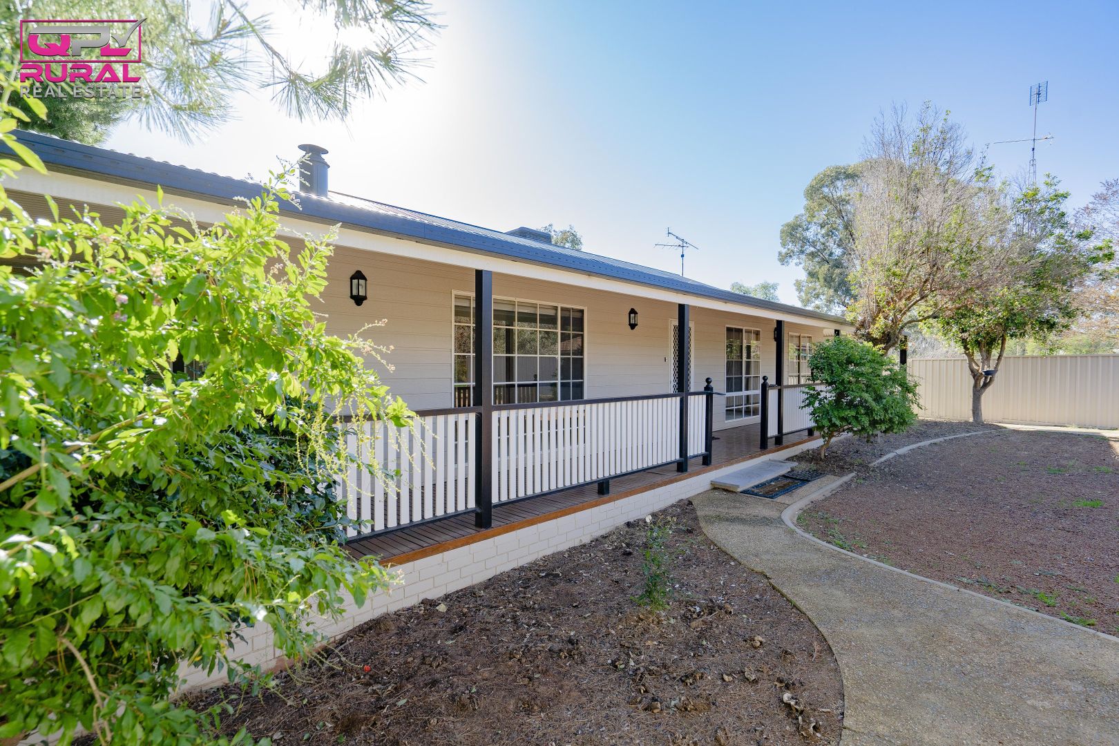 117 Pine Hill Road, Narrandera NSW 2700, Image 2