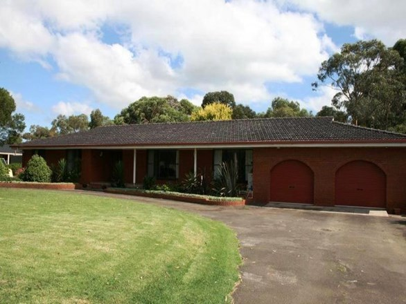 29 Quinns Road, Bushfield VIC 3281