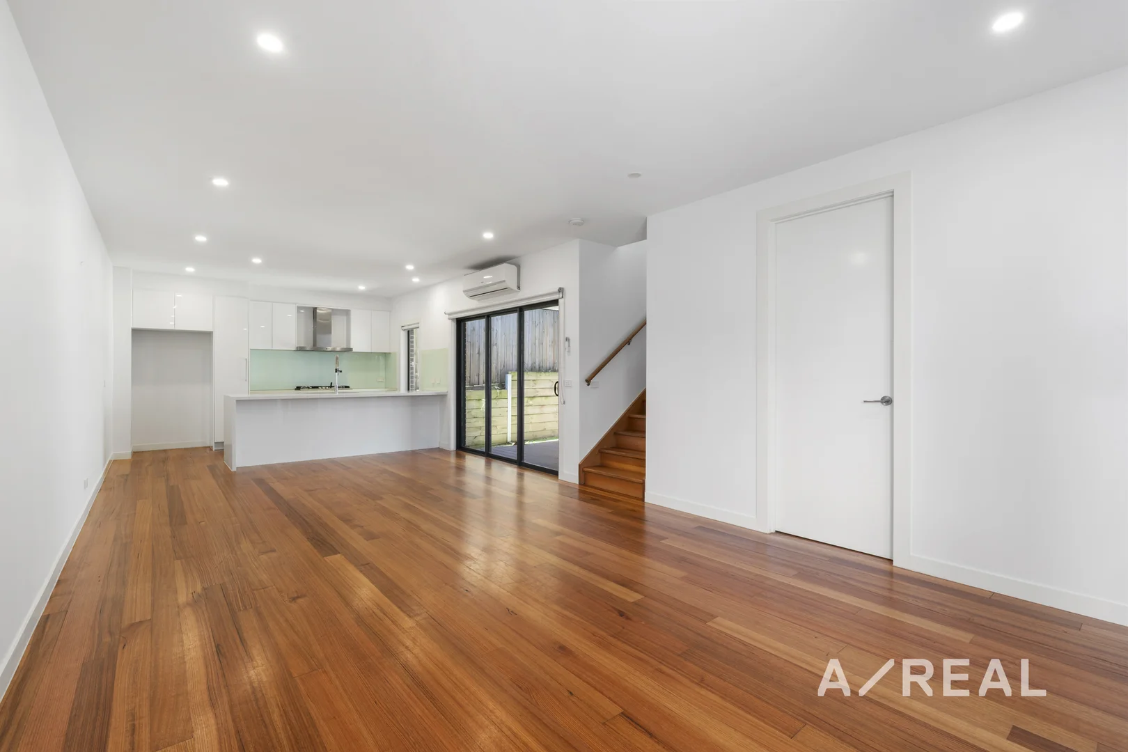 Additional image 2 of 4/22 Hiscock St, Chadstone VIC 3148