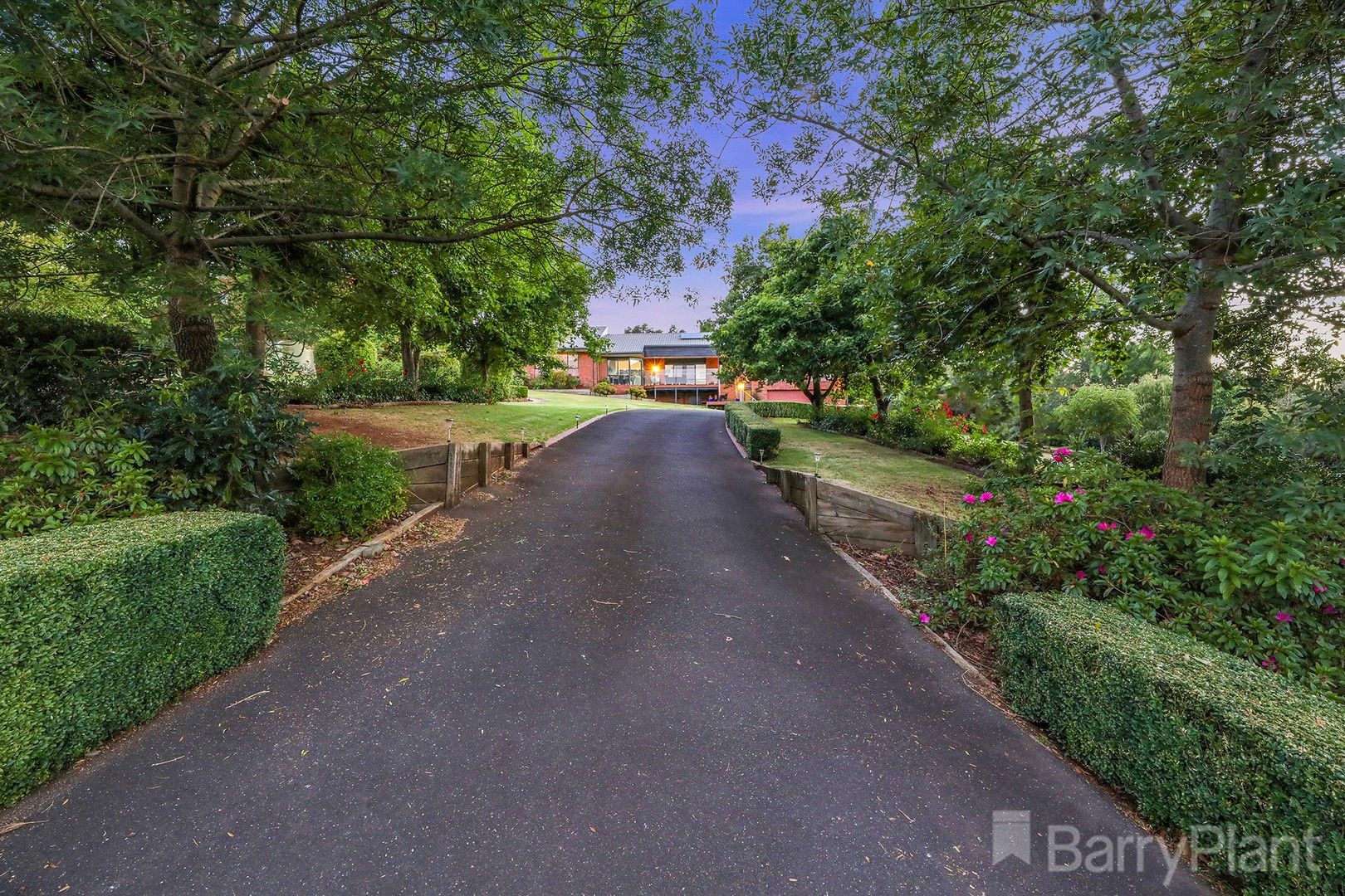 4 bedrooms House in 2 Greenland Drive DROUIN VIC, 3818