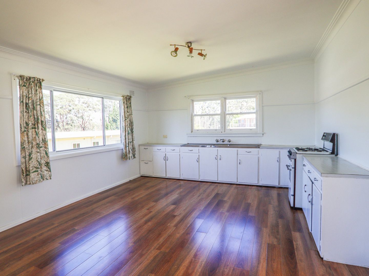 12 Lakeway Ave, Berrara NSW 2540 House For Rent Domain