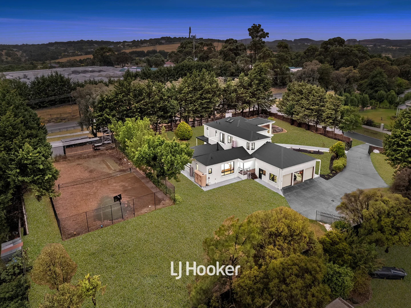 Additional image 30 of 51 - 52 Carolyn Close, Narre Warren North VIC 3804