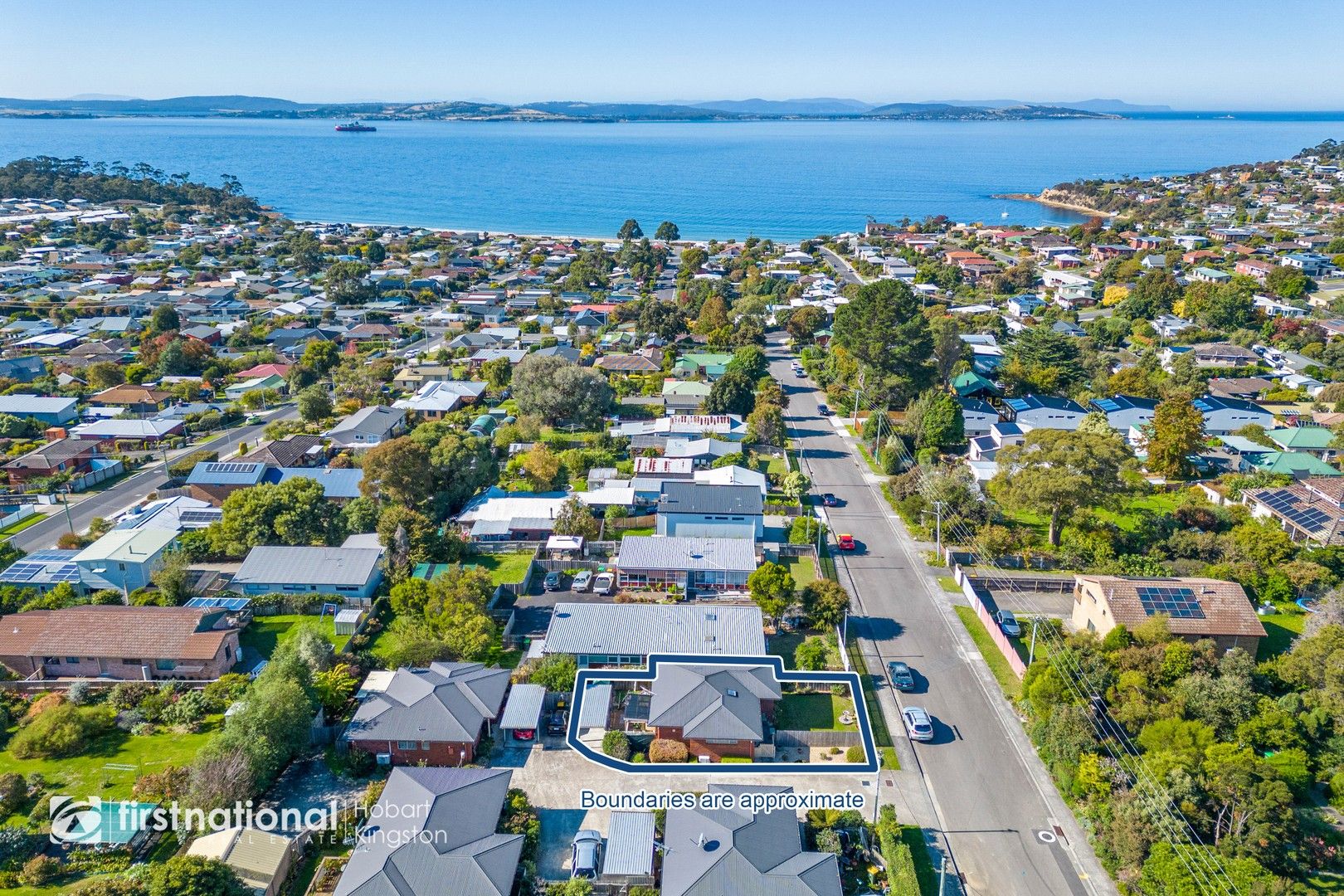 1/18 Gourlay Street, Blackmans Bay TAS 7052, Image 0