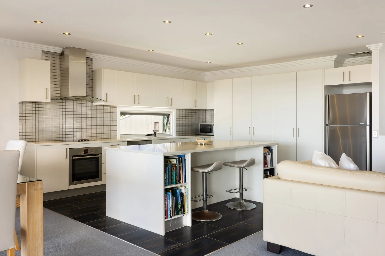 Additional image 11 of 14 View Street, Burleigh Heads QLD 4220