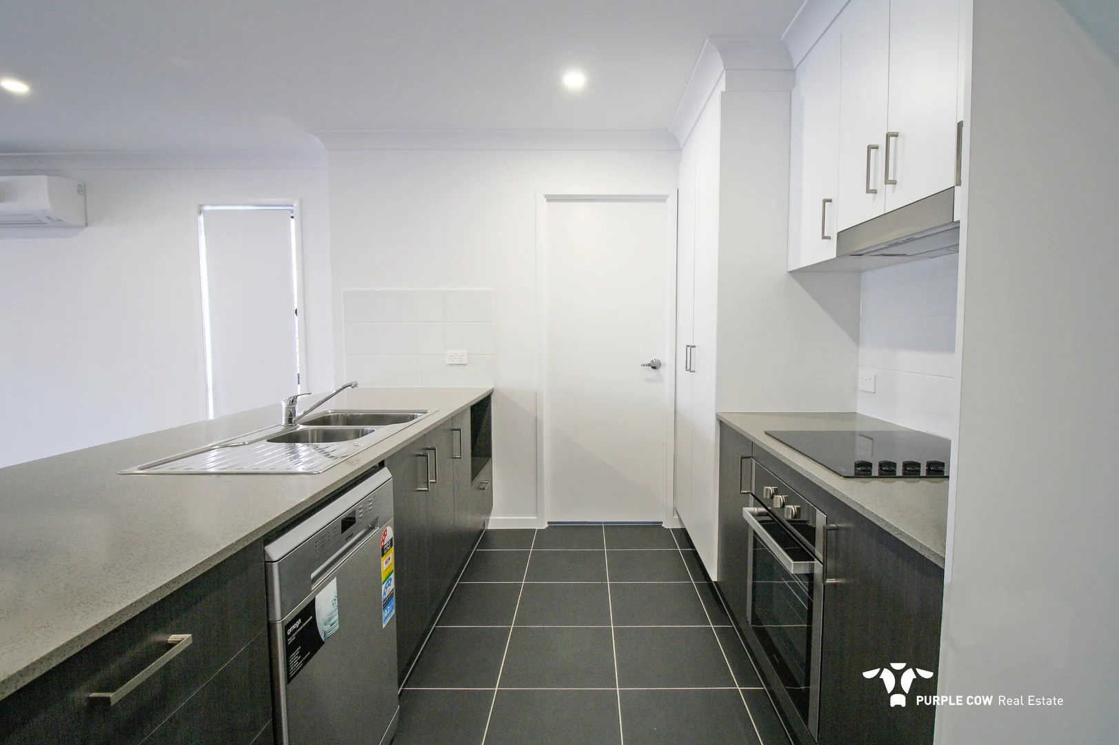 Additional image 4 of 7 Munich Court, Spring Mountain QLD 4300