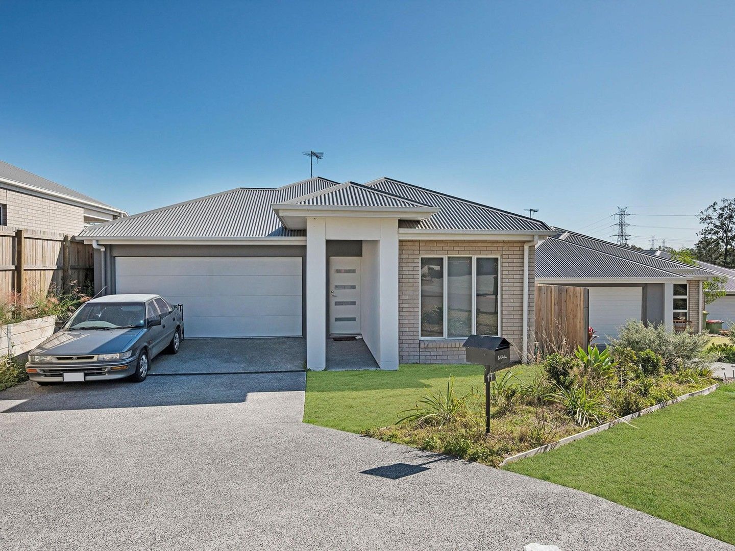 4 bedrooms House in 11 Sandy close BROWNS PLAINS QLD, 4118