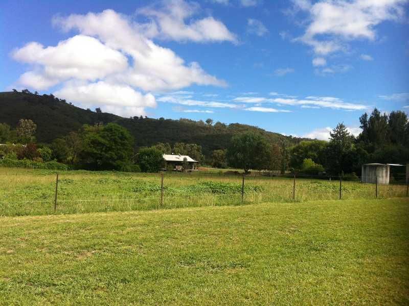 29-31 Nundle Road, WOOLOMIN NSW 2340, Image 2