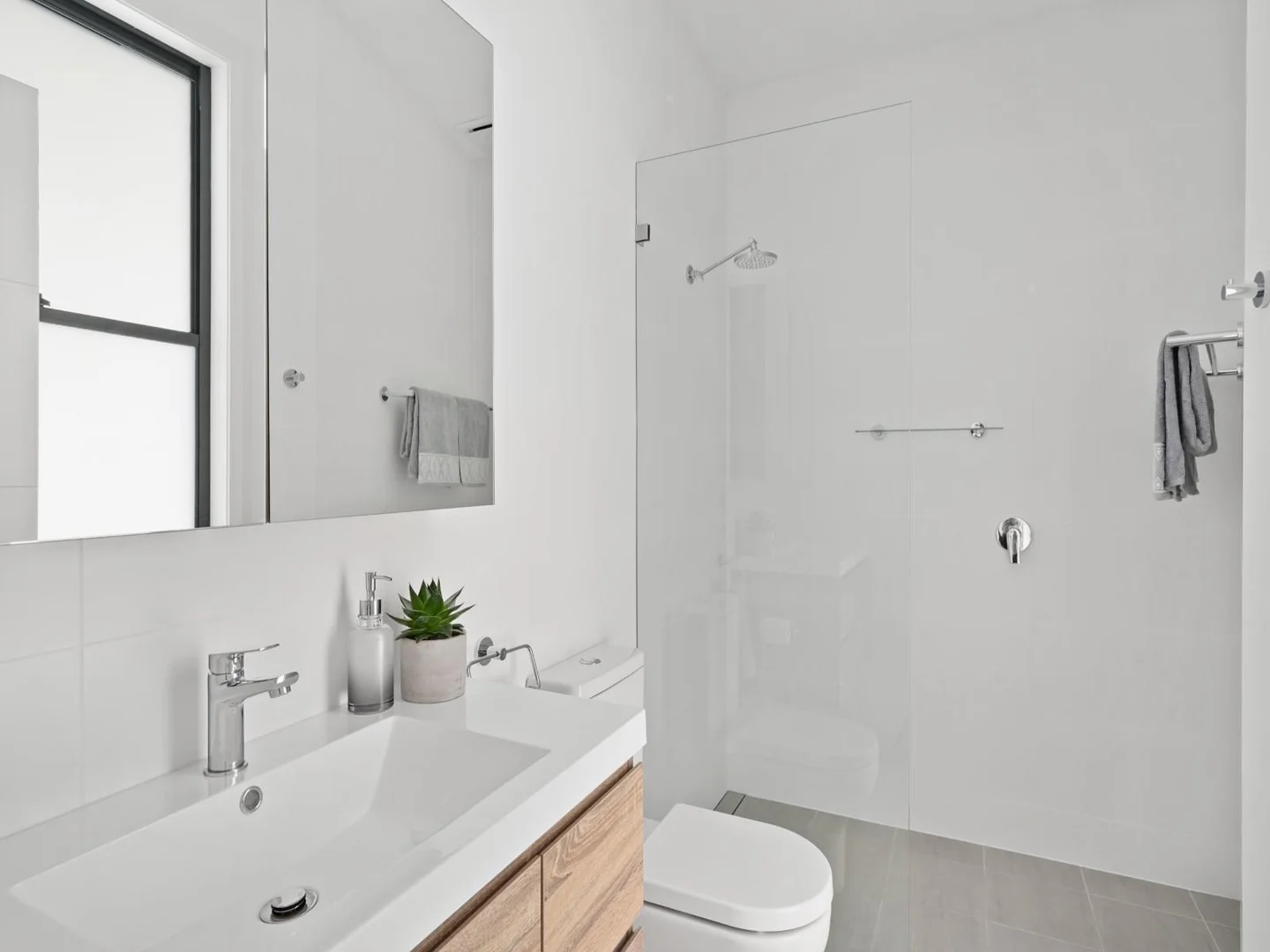 Additional image 6 of 5 Wallarah Road, Gorokan NSW 2263