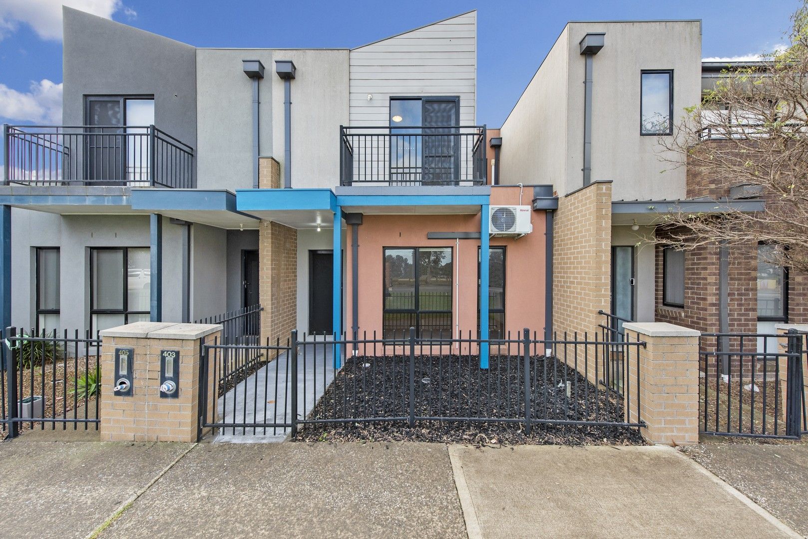 403 Hume Drive, Caroline Springs VIC 3023 Domain