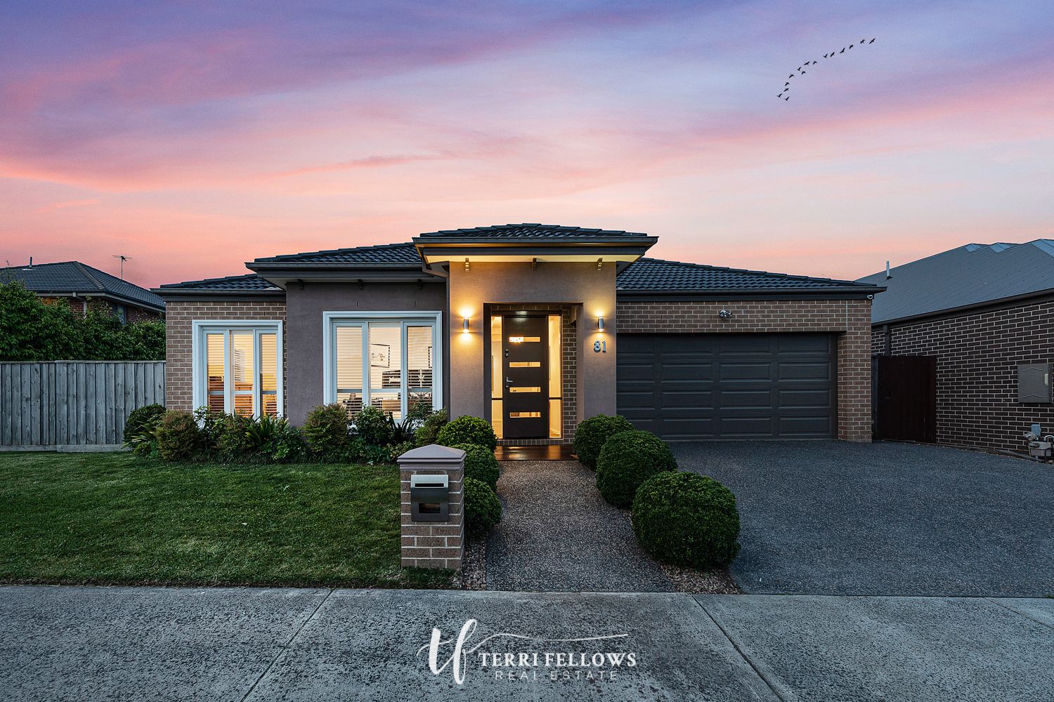 81 Arena Parade, Officer Property History & Address Research Domain