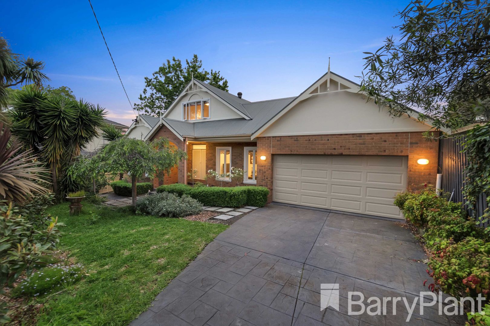 12 Russell Crescent, Mount Waverley VIC 3149