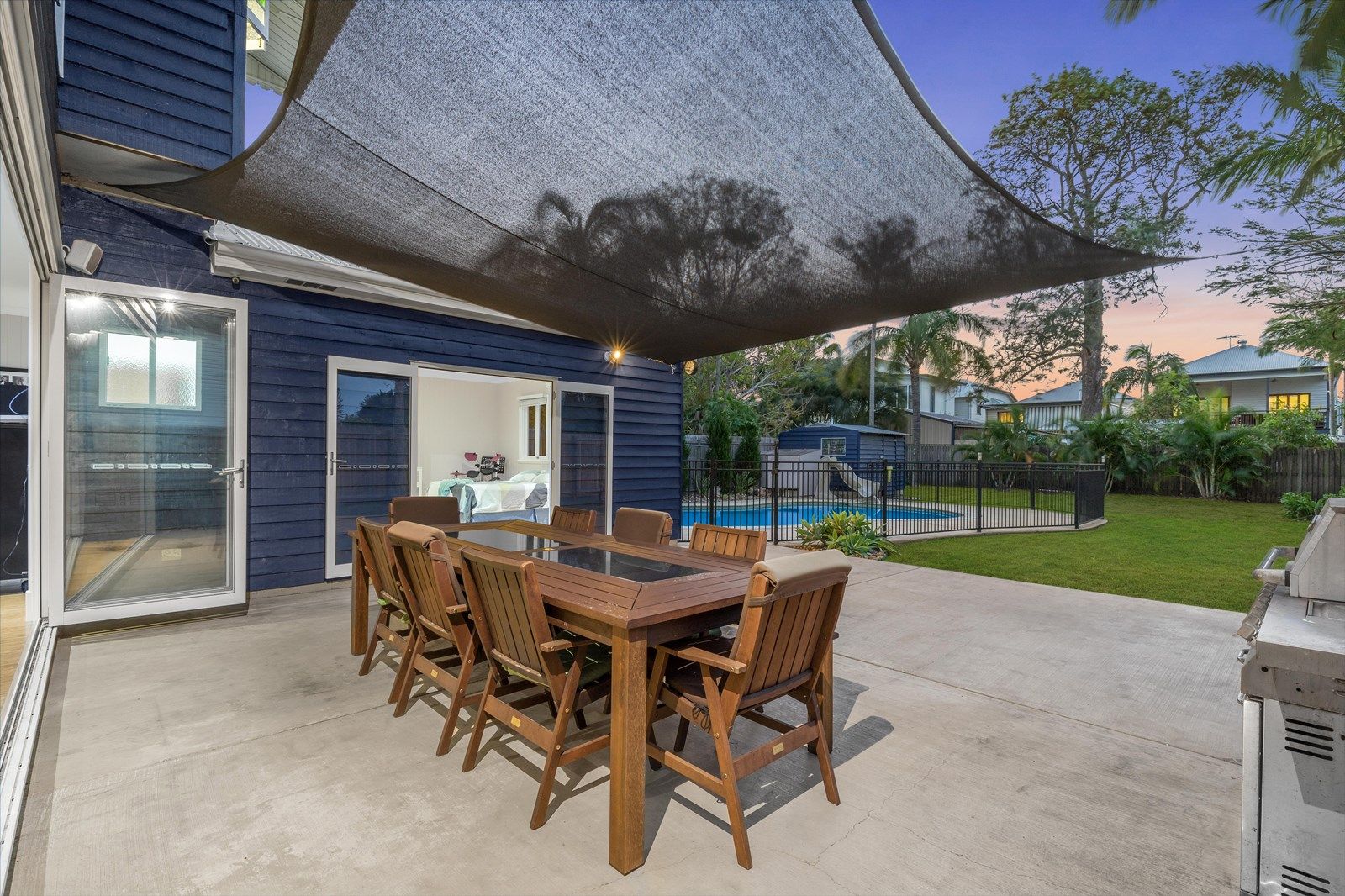 25 Bride Street, Wynnum QLD 4178, Image 2