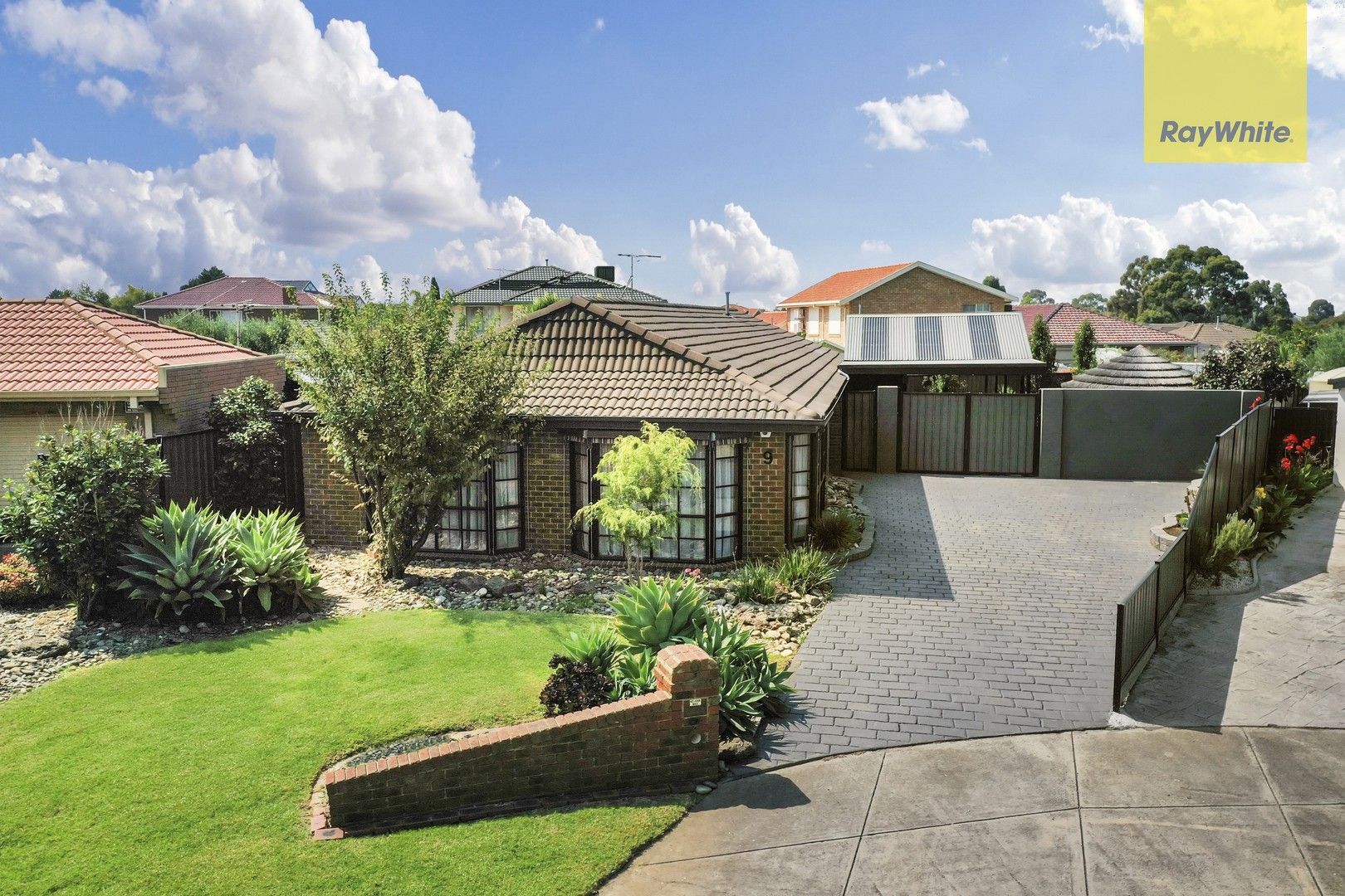 9 Hyperno Court, Keilor Downs VIC 3038, Image 0