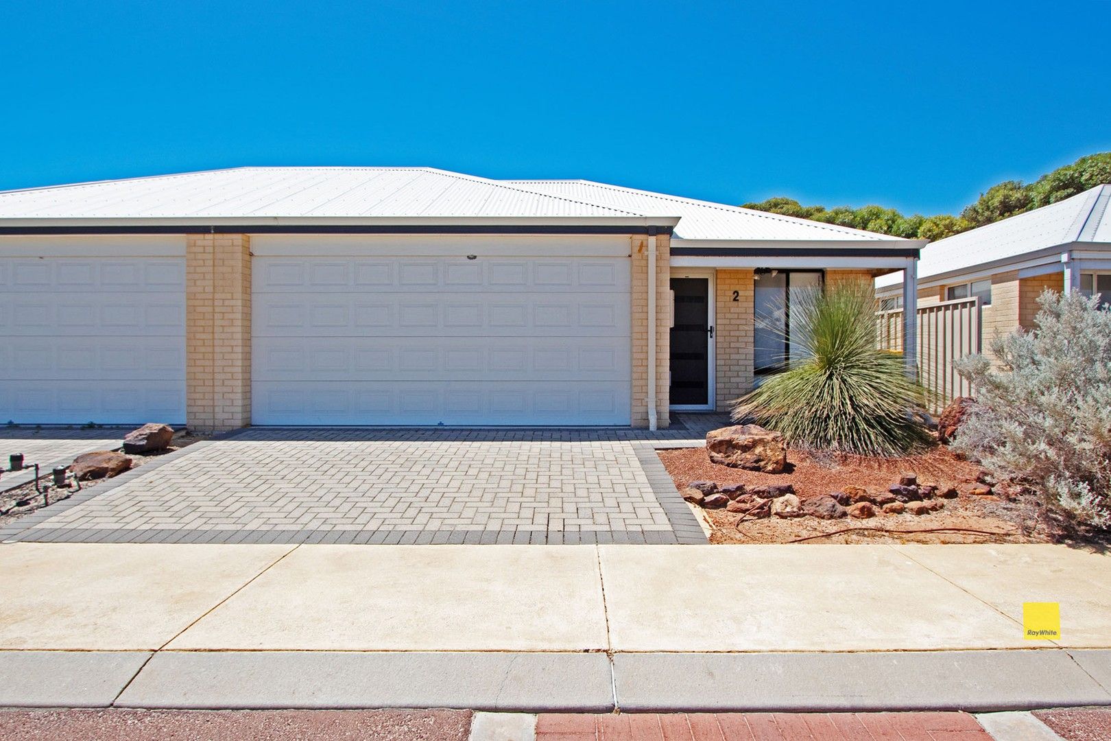 Villa 2/5 Moonlight Crescent, Jurien Bay WA 6516, Image 0