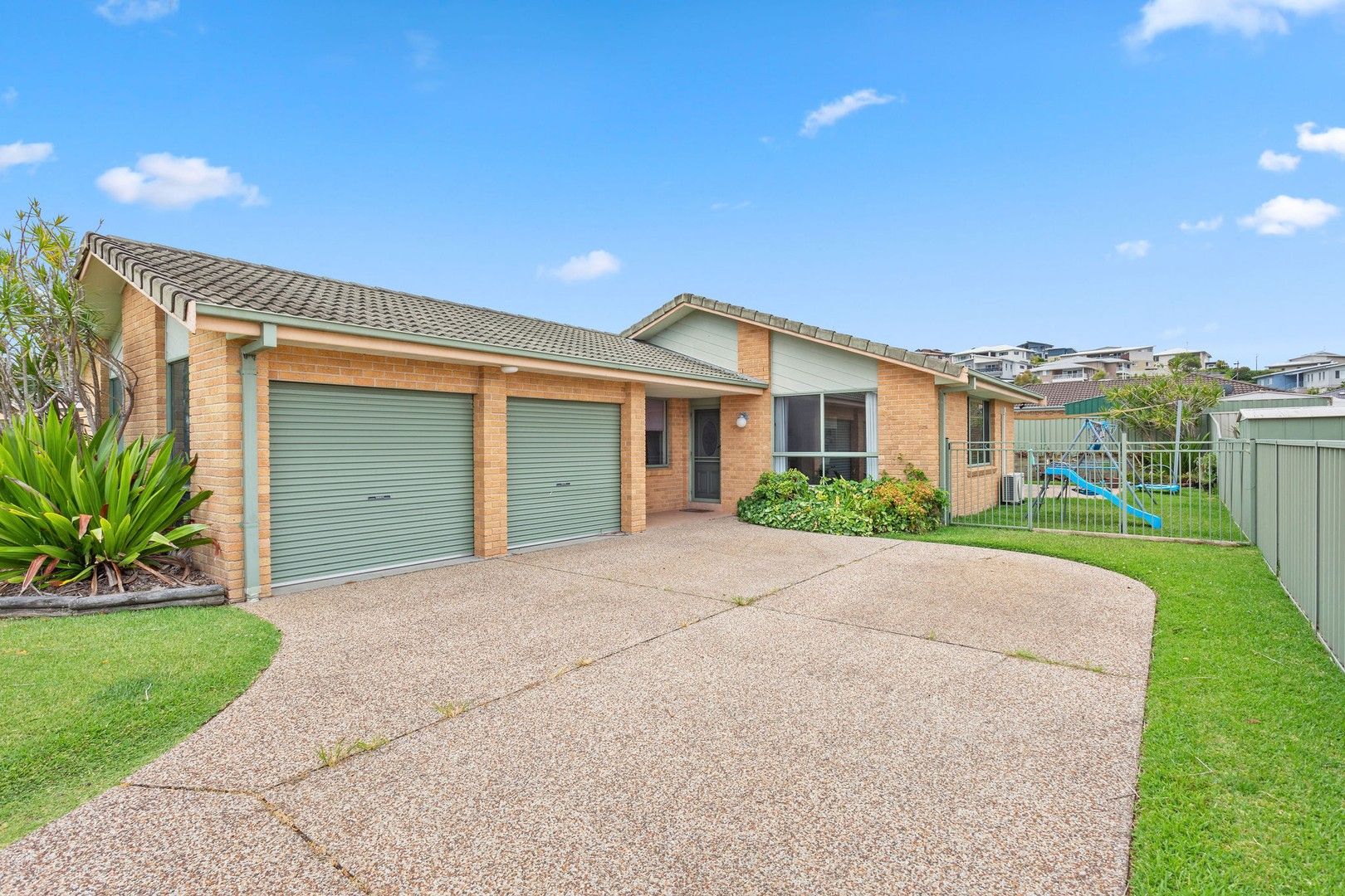 3 bedrooms House in 17 Tucana Place FORSTER NSW, 2428