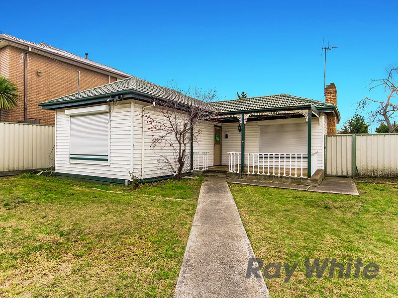 40 Warwick Road, Sunshine North VIC 3020, Image 1