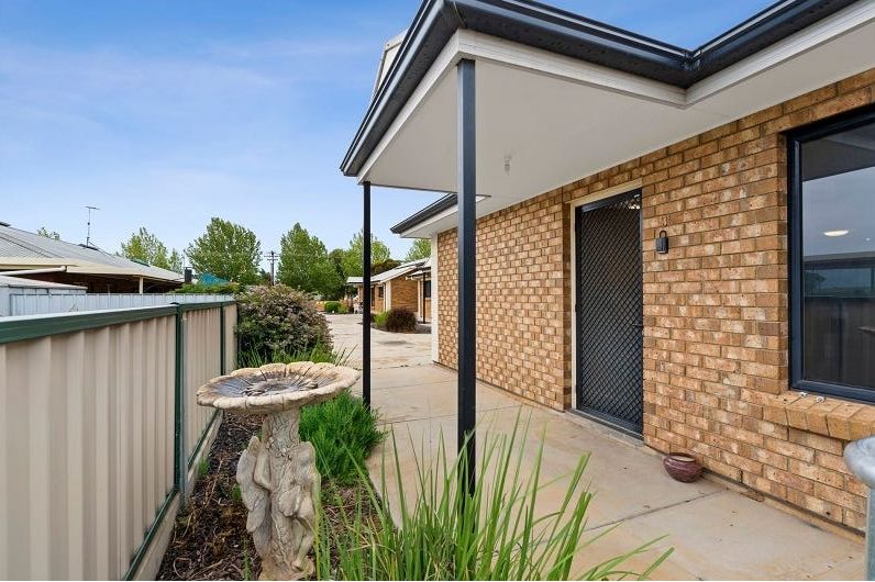 3/20 Sturt Street, Barmera SA 5345 Apartment For Rent 320 Domain