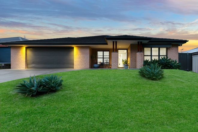 Picture of 30 Calancra Avenue, CAMERON PARK NSW 2285