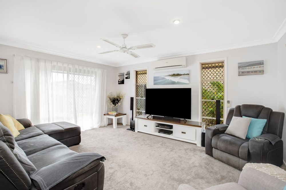 24 Triton Street, Tweed Heads South NSW 2486, Image 2