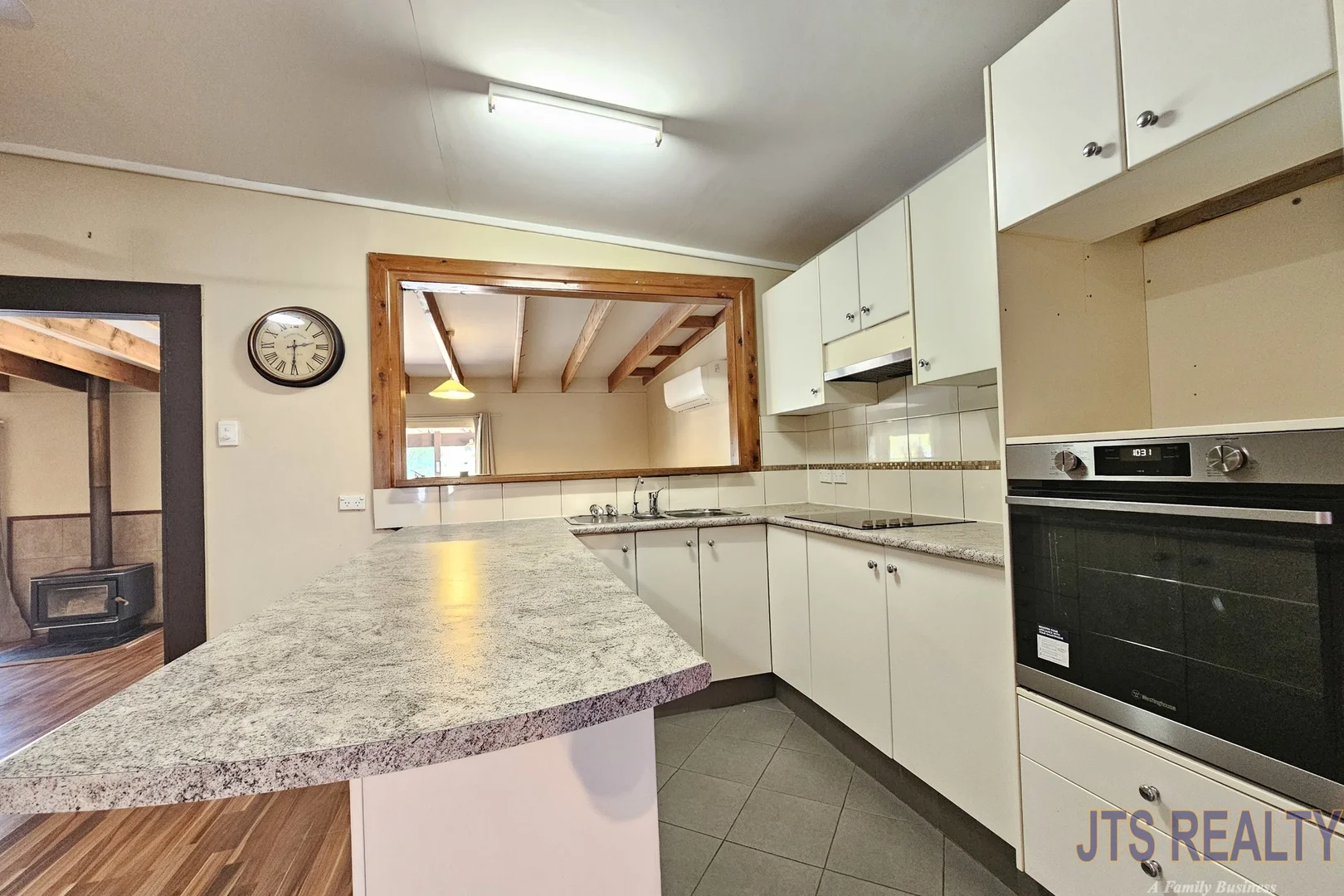 Additional image 4 of 17 Church Street, Gundy NSW 2337