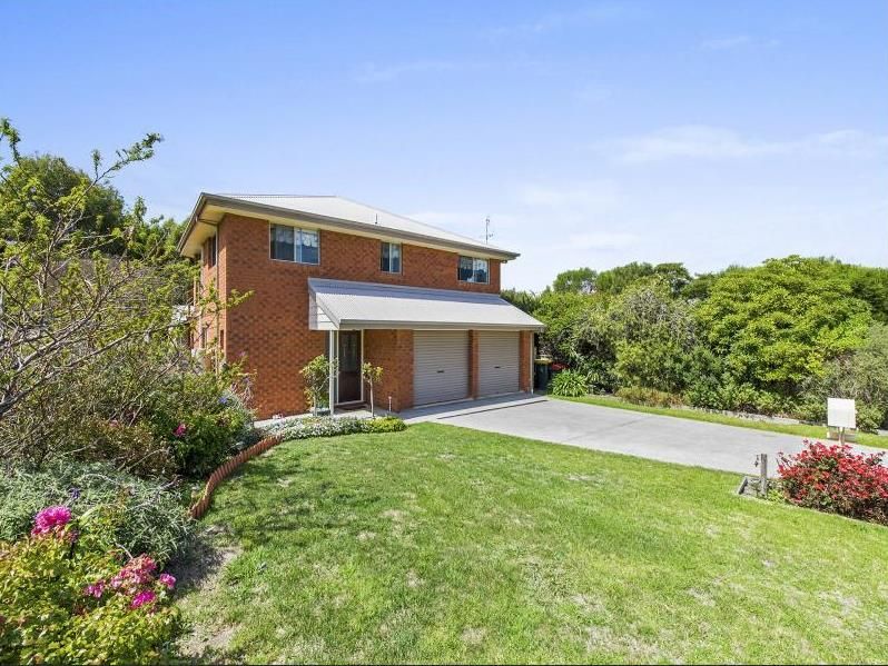 15 Banksia Court, Apollo Bay VIC 3233, Image 1