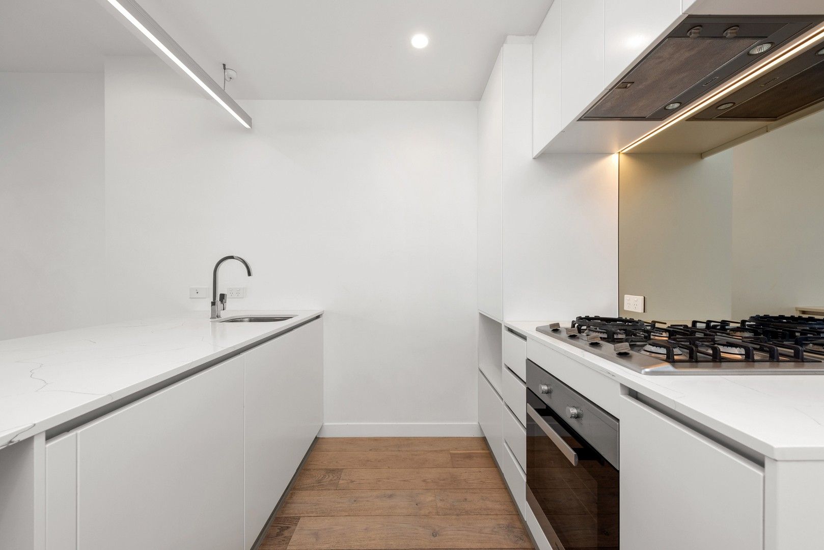 2 bedrooms Apartment / Unit / Flat in 716/477 Boundary Street SPRING HILL QLD, 4000