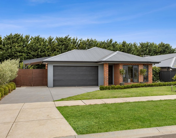 4 Armstrong Court, Kyneton VIC 3444