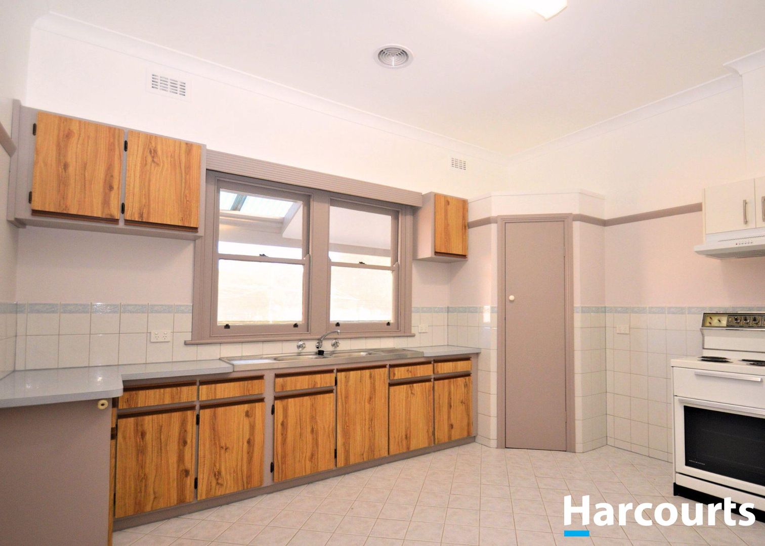 34 Younger Street, Wangaratta VIC 3677 House For Rent Domain